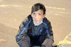 Cướp giật bị 'tóm' vì gặp ngay CSGT đang tuần tra