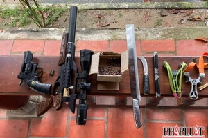 Bắt 4 thanh niên chém người khác sau va chạm giao thông