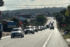 Chiều mồng 2 tết, du khách bắt đầu đổ về Đà Lạt du xuân