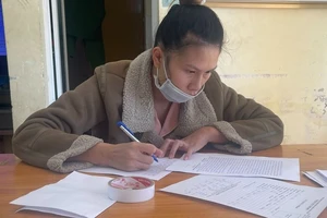 Bị bắt vì lừa bán hoa cúc Đà Lạt qua mạng xã hội