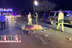 Người đàn ông bị xe tải cán ngang 