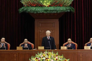 Toàn cảnh bầu Bộ Chính trị, Tổng bí thư, Ban bí thư khóa XIII