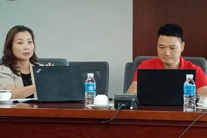 Mua phải chai bia lạ, kiện đòi Sabeco 1 triệu USD