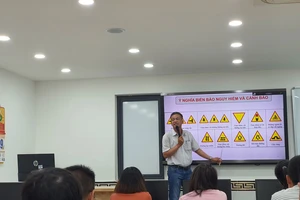 Sử dụng ô tô điện không cần đổi GPLX