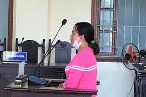 2 bà bán vé số giành địa bàn, 1 bà lãnh án