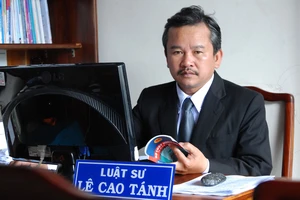 Sau 15 năm, 1 giáo viên bị sa thải oan đã chính thức thắng kiện