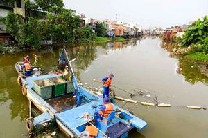 TP.HCM đặt mục tiêu 100% phường, xã không xả rác ra đường và kênh rạch