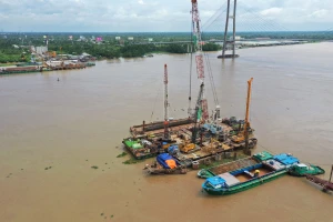 Cầu Mỹ Thuận 2 trước nguy cơ chậm giải ngân 112 tỉ đồng