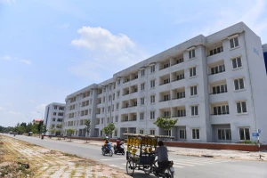 Nên dùng quỹ nhà tái định cư bỏ trống cho công nhân thuê