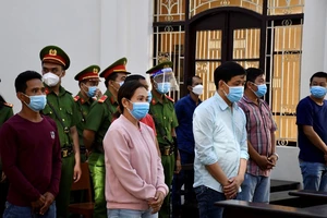 Tuyên án người lái ô tô đụng 2 xe máy tội giết người