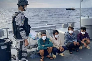 Xóa nạn đánh bắt cá trái phép - Bài 1: 'Trộm cắp' trên biển và những hiểm họa khôn lường