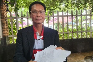 Dân thắng kiện ủy ban nhưng mòn mỏi chờ thi hành án