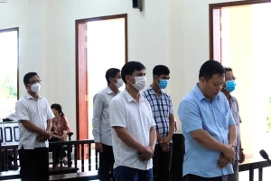Vụ 6 bị cáo được tuyên không phạm tội: Tòa phúc thẩm hủy án để truy tố, xét xử lại