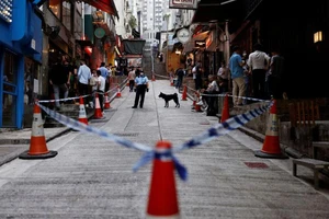 Dịch COVID-19 bùng phát trở lại, nhiều nước khẩn trương đối phó