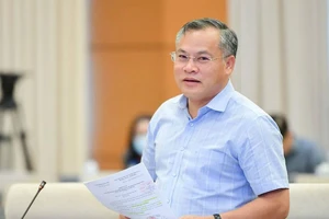 Trình Quốc hội xem xét việc đấu giá biển số ô tô