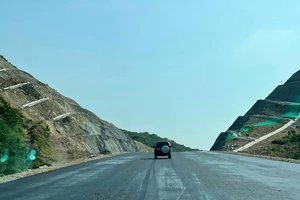 2 đoạn của dự án cao tốc Bắc - Nam cần tháo gỡ nhiều vấn đề