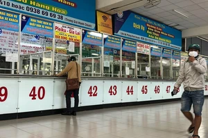 Lượng khách về quê dịp tết qua bến xe có thể giảm