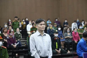 Phán quyết vụ 'tiến sĩ dạy làm giàu' chiếm đoạt 572 tỉ đồng của 500 người