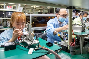 Tái định vị công nghiệp TP.HCM: Rất cấp thiết!