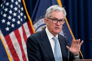 Fed 'đóng băng' lãi suất sau 10 lần tăng liên tiếp