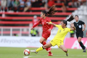 Kỷ lục gia Huỳnh Như gây sốt World Cup