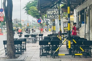 Thu phí vỉa hè, lòng đường: Đúng, nhưng nên thí điểm trước