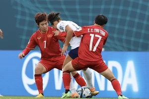 Tuyển nữ Việt Nam tre già mòn mỏi chờ măng mọc