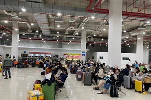 Các bến xe TP.HCM khẩn trương phục vụ Tết 