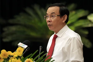 Bí thư Thành ủy TP.HCM Nguyễn Văn Nên phát biểu tại hội nghị.