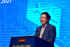 Phó Thủ tướng, Bộ trưởng Bộ Ngoại giao Phạm Bình Minh phát biểu tại hội nghị.