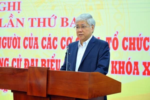 Thông qua danh sách 205 người ứng cử ĐBQH ở khối trung ương