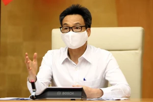 COVID-19: Tăng tầm soát, giảm ngày cách ly người nhập cảnh