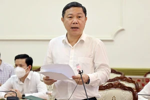 Phó Chủ tịch UBND TP.HCM Dương Anh Đức phát biểu tại hội nghị.