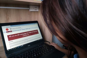 Hồ sơ đề nghị hỗ trợ gặp khó khăn do đại dịch COVID-19 có thể nộp trực tuyến tại cổng dịch vụ công.