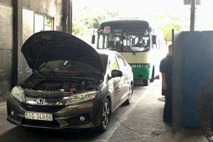 Cục Đăng kiểm Việt Nam cho biết mỗi ngày, các trung tâm đăng kiểm xe cơ giới trên cả nước có thể đáp ứng được hơn 32.480 lượt xe cơ giới vào kiểm định.