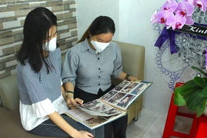 Cán bộ mất vì COVID-19: Khi nằm viện vẫn còn lo cho dân