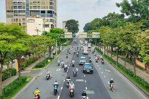 TP.HCM sẽ mở cửa, khôi phục sản xuất ra sao?