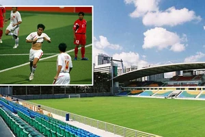 Sân Jelan Besar, nơi đội tuyển Việt Nam thi đấu cùng các đội bảng B. Ảnh nhỏ: Trận VN - Lào 9-0 trên sân này ở AFF Cup 2007.