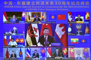 Lãnh đạo ASEAN - Trung Quốc tham gia hội nghị cấp cao kỷ niệm 30 năm quan hệ hai bên ngày 22-11.