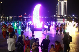 Đà Nẵng đã mở cửa đón khách đến du lịch TP vào dịp tết Dương lịch 2022, công tác phòng chống dịch của TP cũng đang dần linh hoạt hơn.