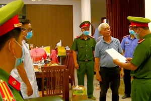 Hôm nay, 2 cựu chủ tịch Khánh Hòa hầu tòa vụ núi Chín Khúc