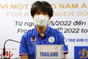 HLV người Nhật Miyo Okamoto chính là vũ khí lợi hại nhất của đội nữ Thái Lan.