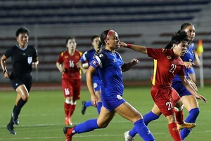 Đội tuyển nữ Philippines đã thắng nữ Việt Nam 4-0 và Thái Lan 3-0 lên ngôi vô địch Đông Nam Á. 