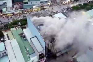 Vụ cháy quán karaoke ở Đồng Nai vào tối 11-9 may mắn không có thiệt hại về người.