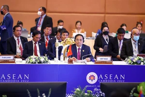 Thủ tướng Phạm Minh Chính tại ngày thứ hai (11-11 ) Hội nghị Cấp cao ASEAN 2022 ở Phnom Penh (Campuchia).