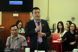 Ông Nguyễn Lâm Thanh, đại diện TikTok Việt Nam, phát biểu tại hội nghị quảng cáo trên mạng.