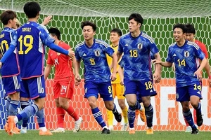 Các cầu thủ trẻ Nhật Bản với tham vọng vô địch giải trẻ châu Á.