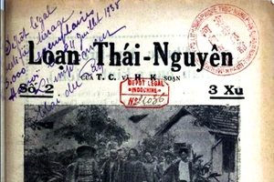 Quảng cáo thuốc trị trứng cá ngay trên bìa 1 sách Loạn Thái Nguyên số 2.