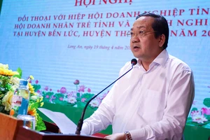 Phó Chủ tịch UBND tỉnh Long An Nguyễn Minh Lâm tại buổi tọa đàm.
