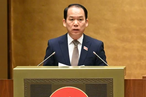 Chủ nhiệm Ủy ban Pháp luật và Tư pháp Hoàng Thanh Tùng.